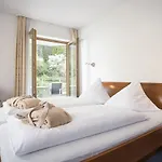 Dorint Parkhotel Jordanbad מלון 4*