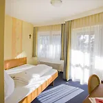 מלון Dorint Parkhotel Jordanbad Biberach an der Riß