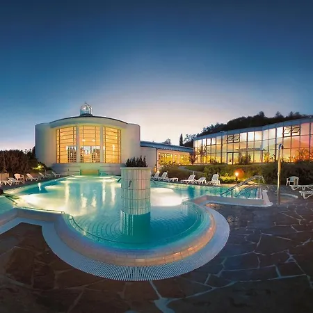 Otel Parkhotel Jordanbad 4*
