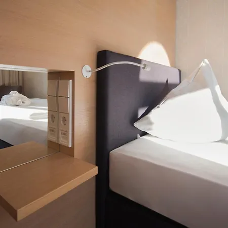 Parkhotel Jordanbad 4*