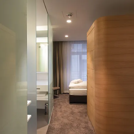 Dorint Parkhotel Jordanbad 酒店 4*